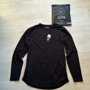Men’s Cuts Medium black long sleeve shirt. Brand new, never warn.